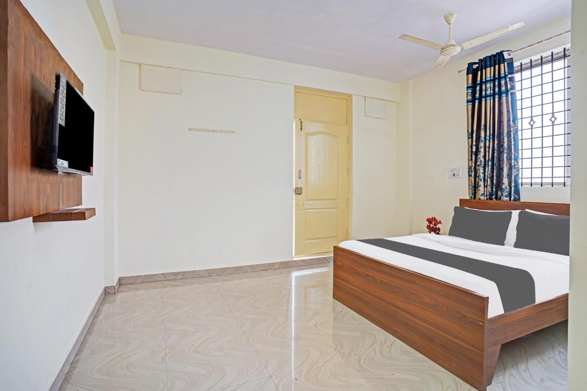 Hotel O Sv Lodge Bangalore Bagian luar foto