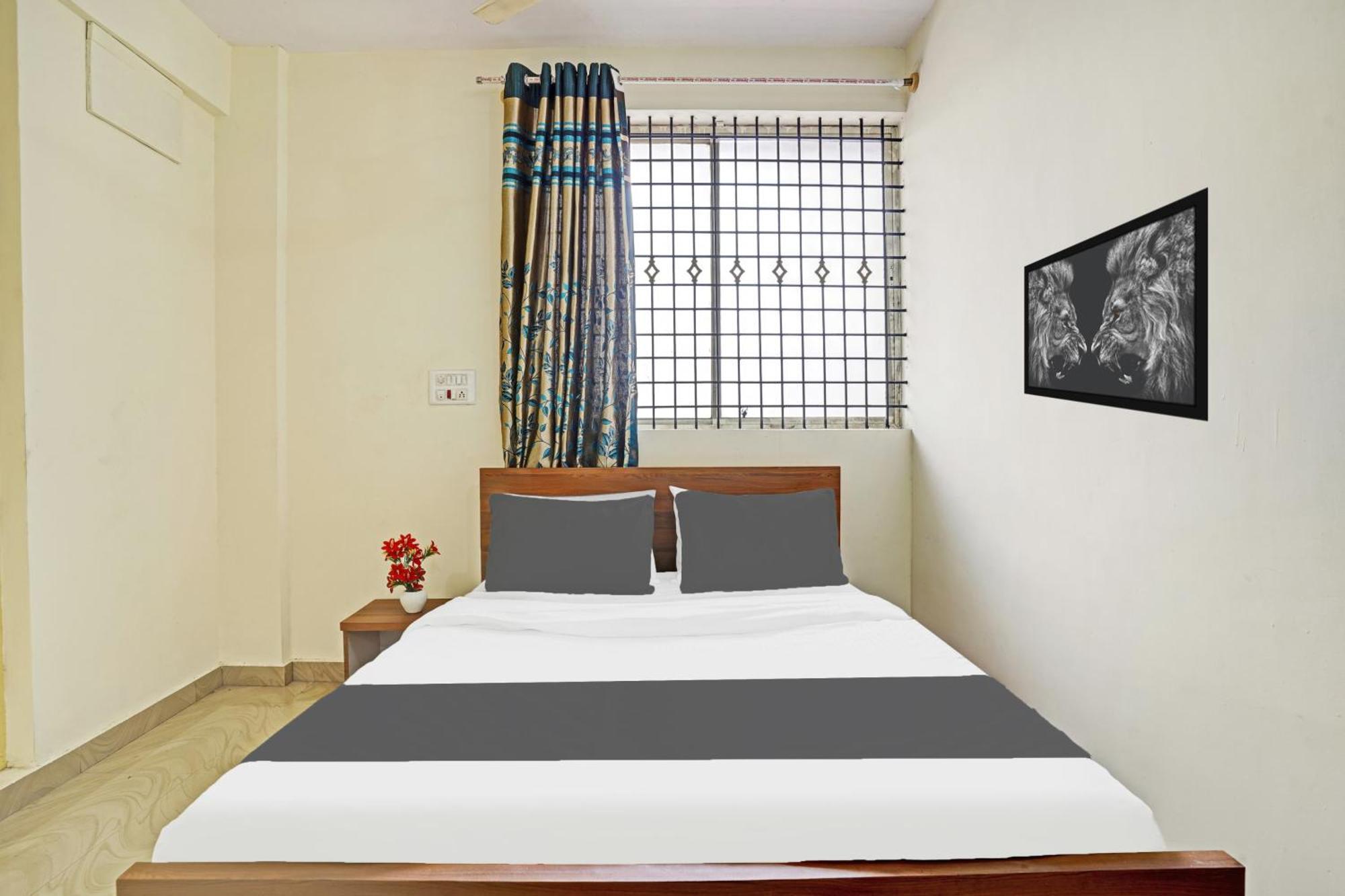 Hotel O Sv Lodge Bangalore Bagian luar foto